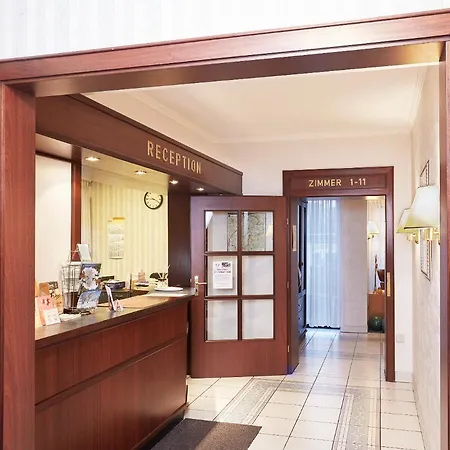 Park Berlin 호텔 바트팔링보슈텔