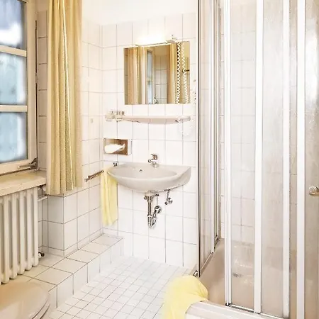 Park Berlin 3* 바트팔링보슈텔