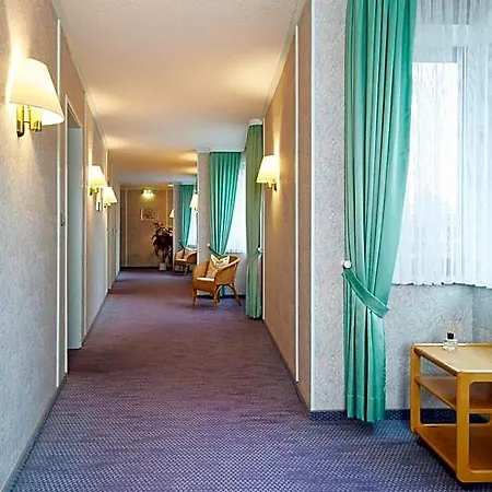 Park Berlin 호텔 바트팔링보슈텔